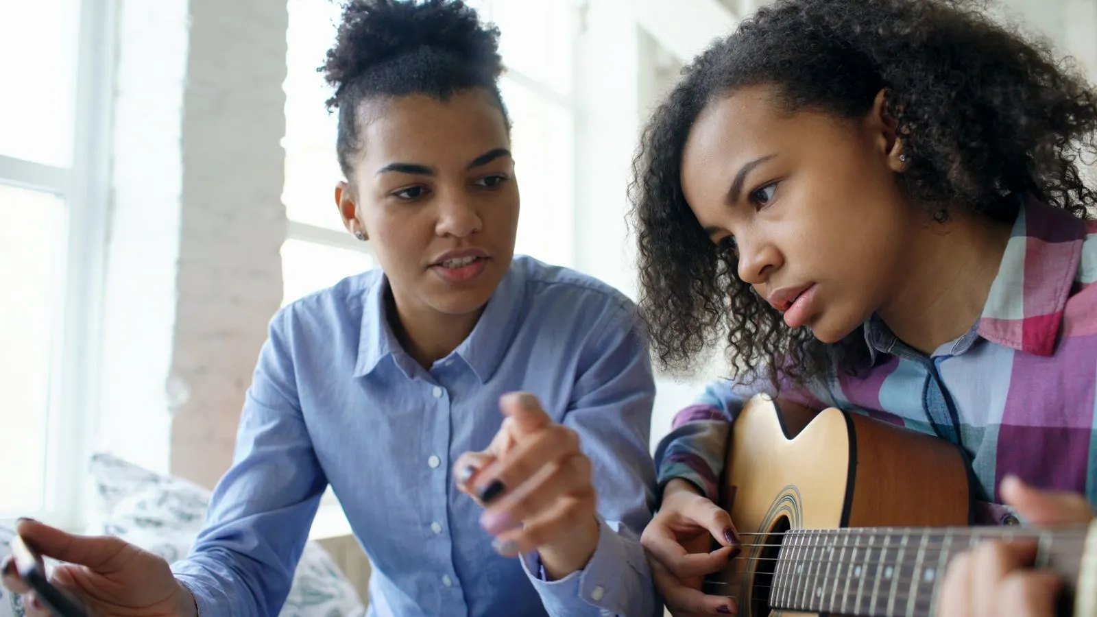 How to Choose Your First Classical Guitar